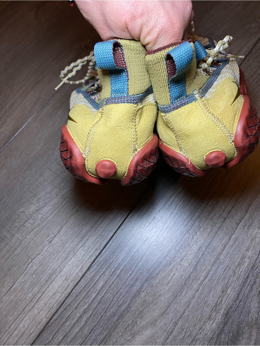 EUC LIKE NEW NIKE IPSA Link Barley Desert Colorway Sporty Athletic Unique - Picture 5 of 14